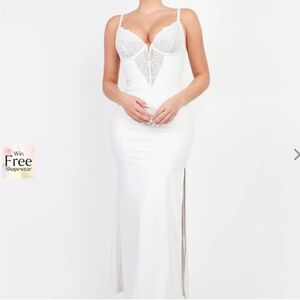 Popilush Small Elegant White Lace Dress with Shapewear New